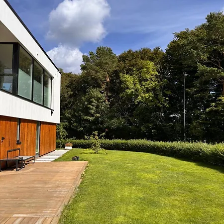 Architect-designed Near Ons *